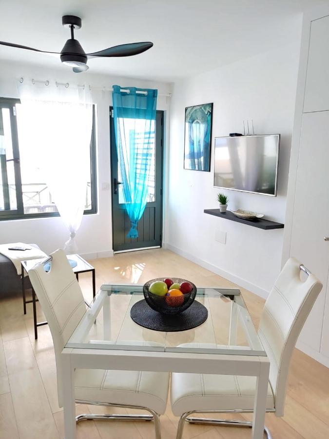 Apartment Portonovo Paraiso II - Sea View - Swimming Pool - Good Wifi - Old Town Puerto del Carmen  Exterior photo